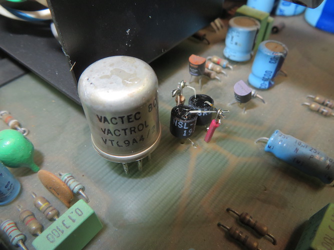 Bob the Tech Audio restores and repairs vintage McIntosh equipment like this C29 Preamplifier with no output.